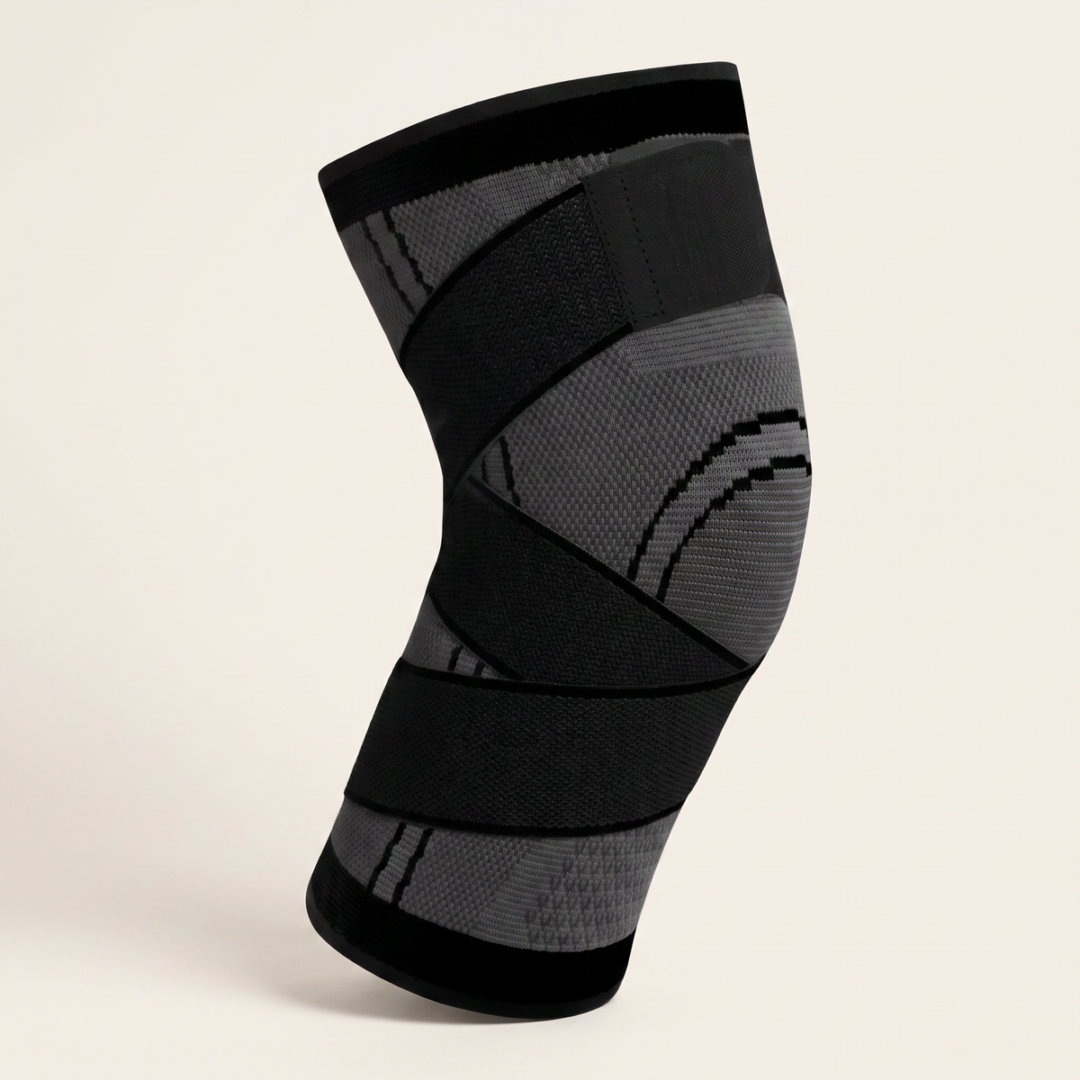 Voria Stride compression knee brace in black