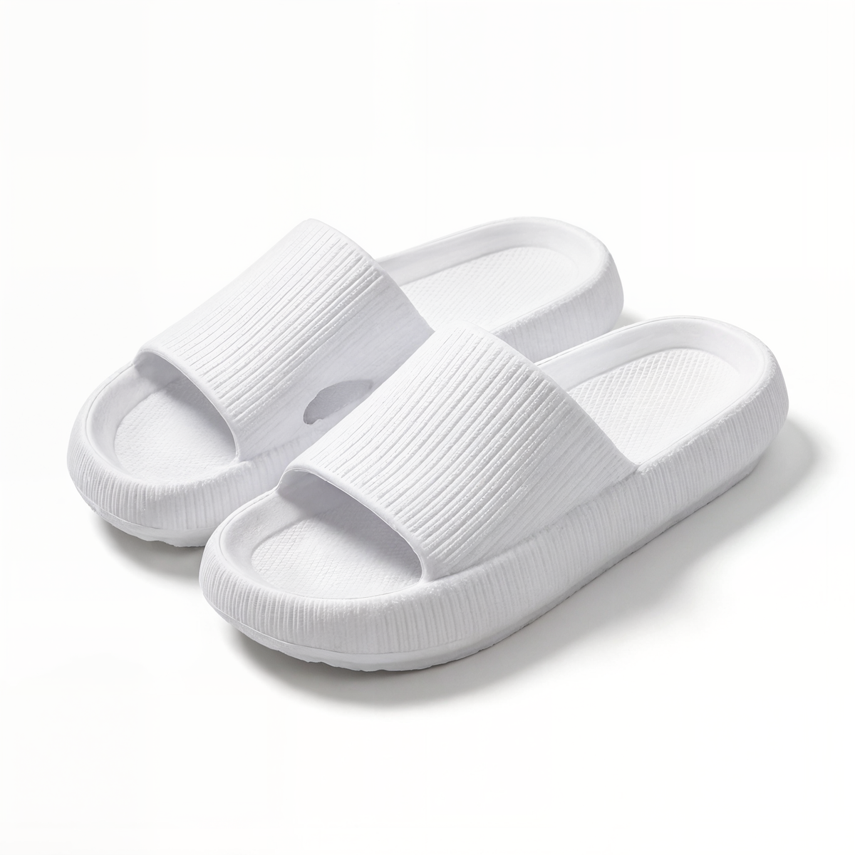 [en] CloudStep Slipper in white